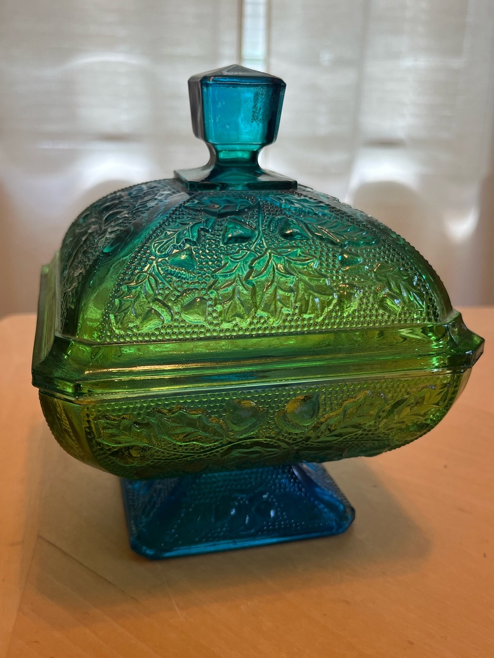Vintage Jeanette Glass Embossed Glass Covered Pedestal Dish in Blue Green Ombre - Picture 13 of 15